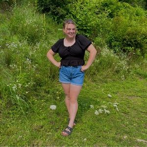 Meet your Posher, Grace